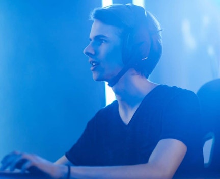 Esports player 1024x832 1